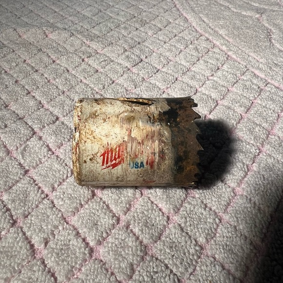 38MM Milwaukee HOLE SAW White - Picture 1 of 8